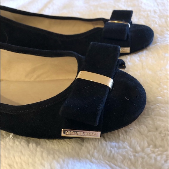 Micheal Kors Bowtie Ballet Flats - Picture 3 of 3
